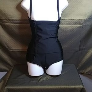 Never worn shape wear